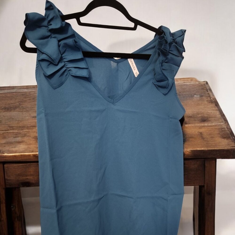Zenana V-Neck Ruffle Sleeve Top Plus Size 1X 2X 3X NWT Boutique Style QT-2696X - Picture 2 of 8